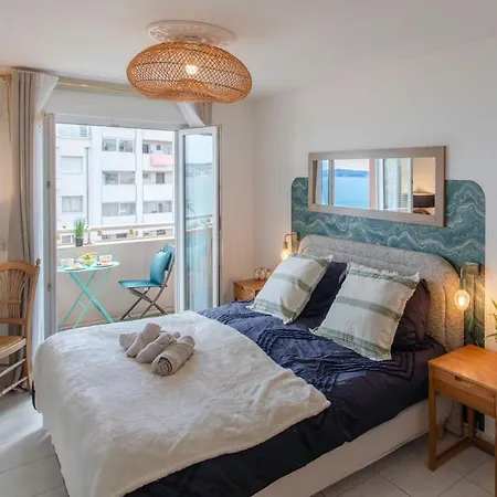 Modern 2-bedroom Sea View, Air Conditioning, Balcony * 尼斯